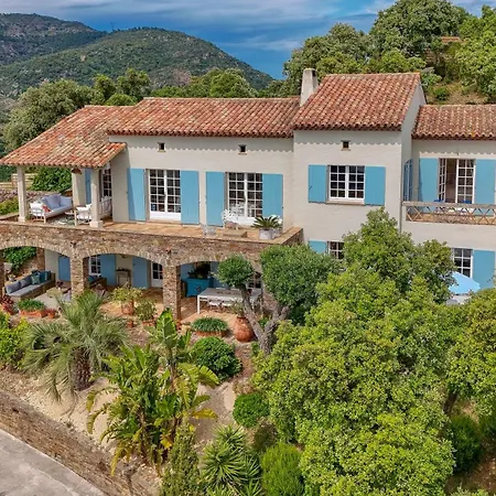 Vila Spacious With Breathtaking Seaview *